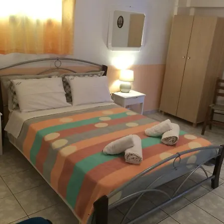 Nikos Xanthakis Guest house Tinos