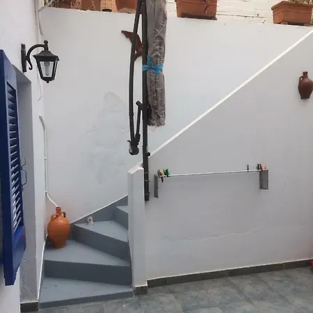 Nikos Xanthakis Guest house Tinos